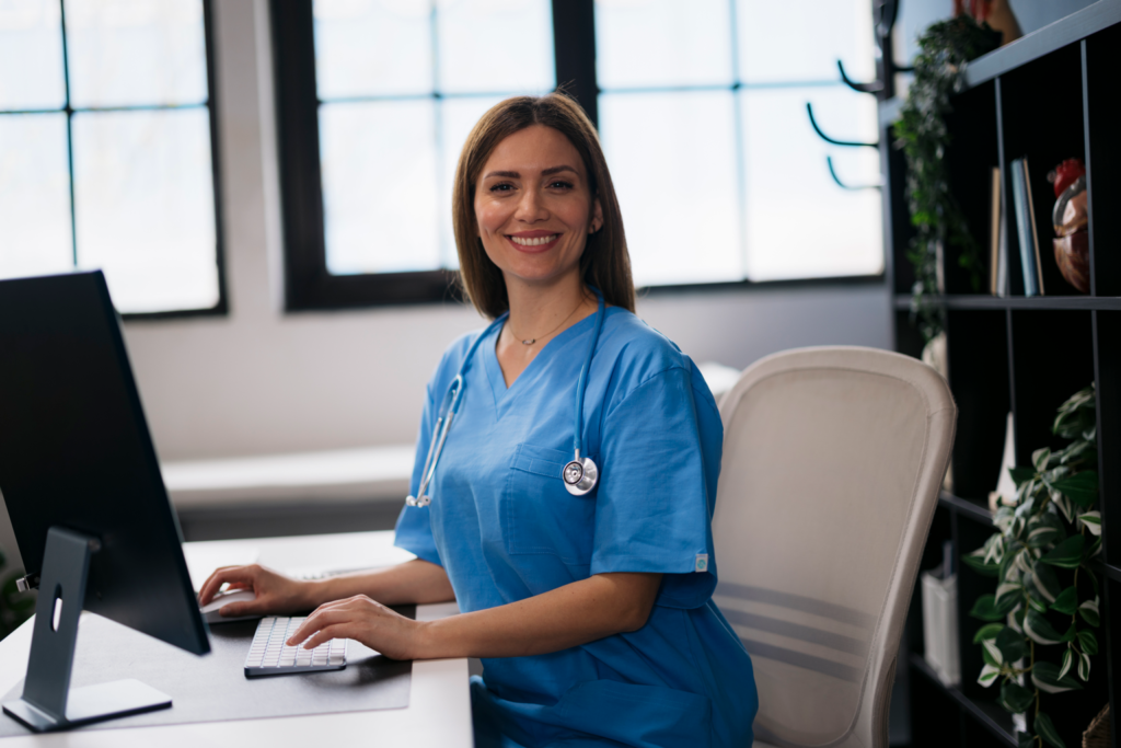 nurse-on-computer